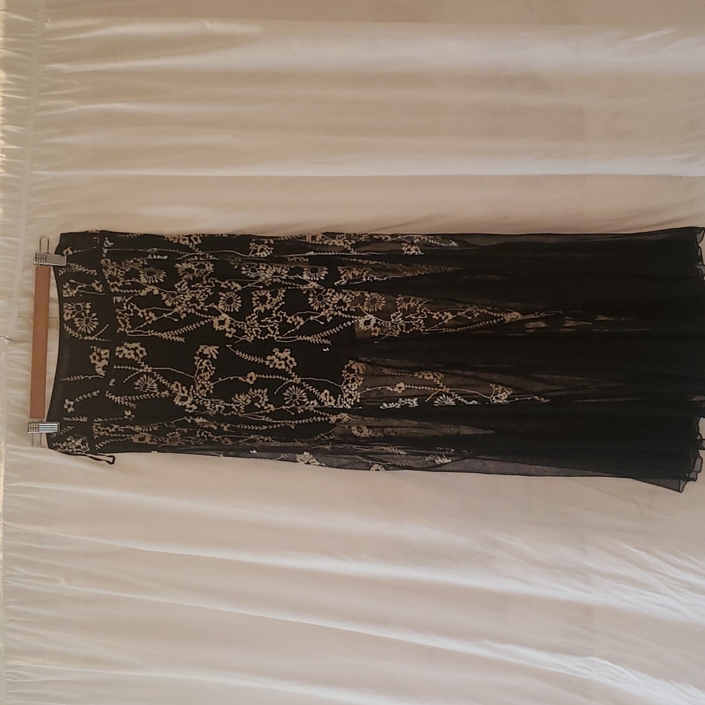 FREE PEOPLE lace brocade skirt Size 2